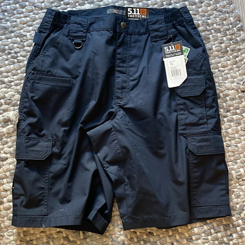 Brand New 5.11 Tacticle Tac 11” shorts Navy